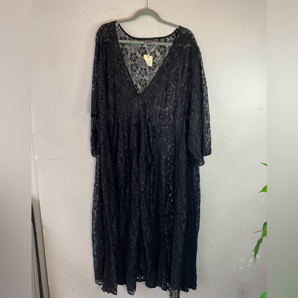 HolyClothing Black Lace Maxi Dress 5X NWT Renaissance Goth Witchy Plus Size - Picture 3 of 16